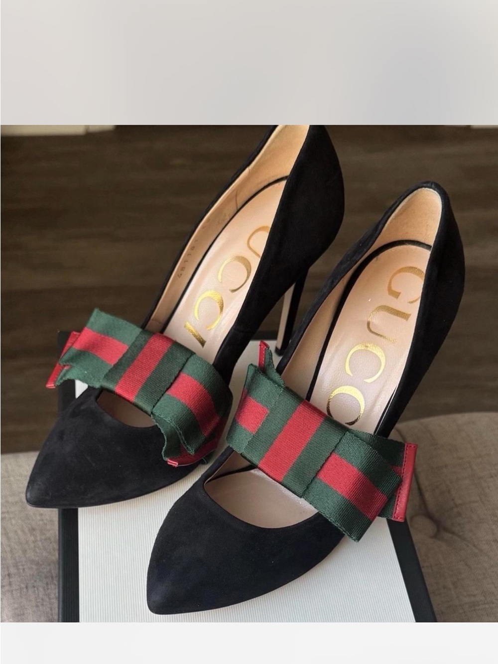 Gucci Sylvia Black Suede Pumps with Removable Bow - Picture 2 of 8